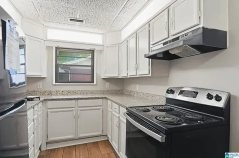 1813 Collier Drive Midfield AL 35228