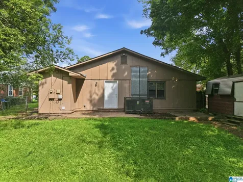 1813 Collier Drive Midfield AL 35228