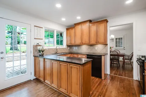 1920 Southwood Road Vestavia Hills AL 35216