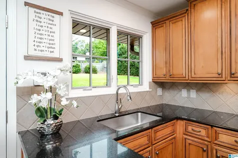 1920 Southwood Road Vestavia Hills AL 35216