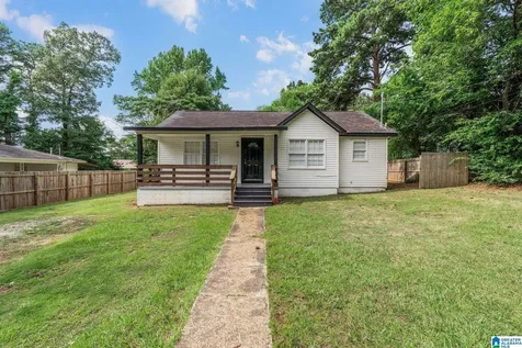 109 19th Avenue NW Center Point AL 35215