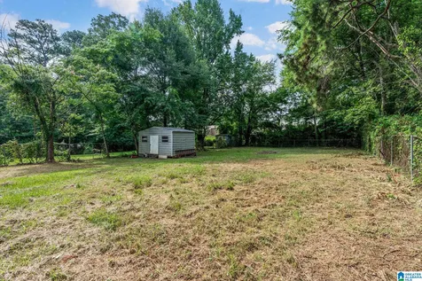109 19th Avenue NW Center Point AL 35215