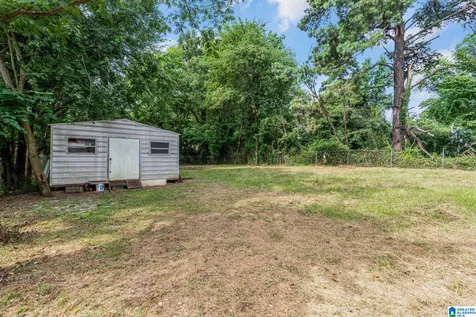 109 19th Avenue NW Center Point AL 35215
