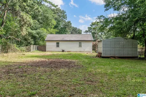 109 19th Avenue NW Center Point AL 35215
