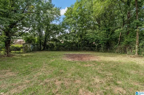 109 19th Avenue NW Center Point AL 35215