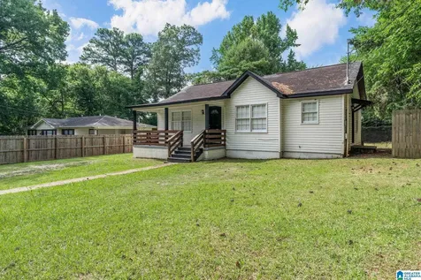 109 19th Avenue NW Center Point AL 35215