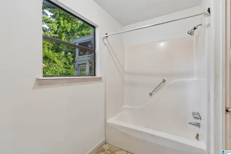 1748 Molly Drive Birmingham AL 35235