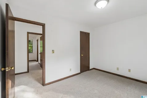 1748 Molly Drive Birmingham AL 35235