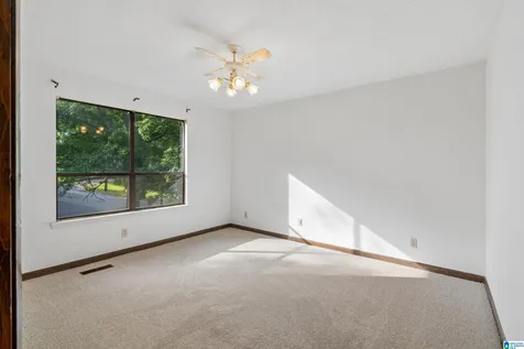 1748 Molly Drive Birmingham AL 35235