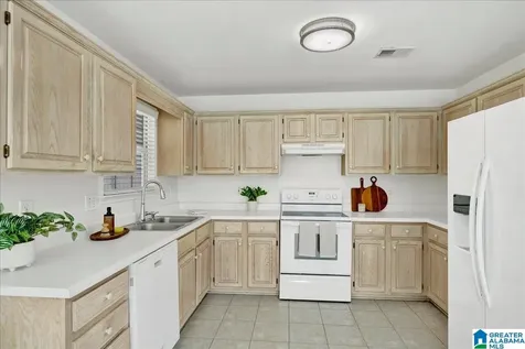 227 Jasmine Drive Alabaster AL 35007