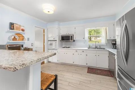 949 Shady Brook Circle Hoover AL 35226