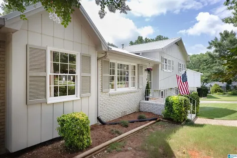 949 Shady Brook Circle Hoover AL 35226