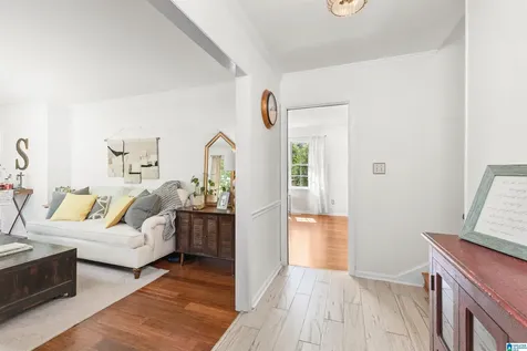 949 Shady Brook Circle Hoover AL 35226