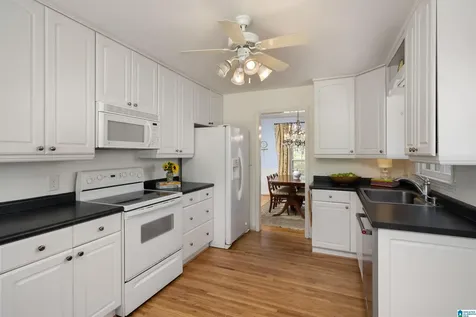 636 Bienville Lane Birmingham AL 35213