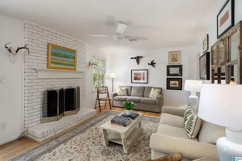 636 Bienville Lane Birmingham AL 35213