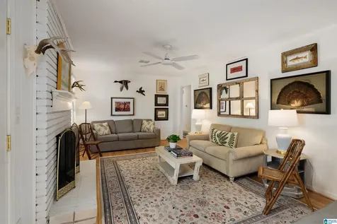 636 Bienville Lane Birmingham AL 35213