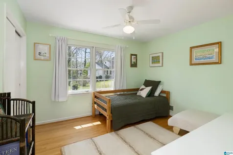 636 Bienville Lane Birmingham AL 35213