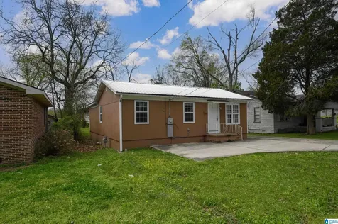 722 9th Street Bessemer AL 35020