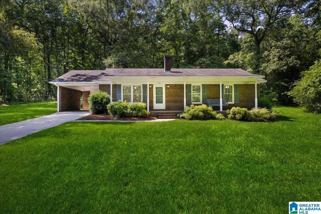 2537 16th Street Calera AL 35040