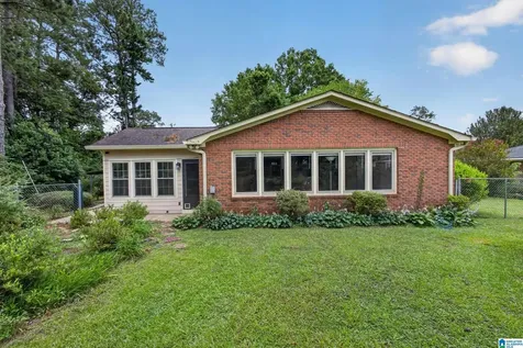 800 Magnolia Drive Sylacauga AL 35150