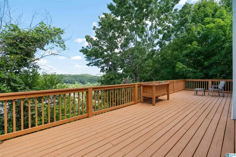 529 Willow Oaks Circle Vestavia Hills AL 35226