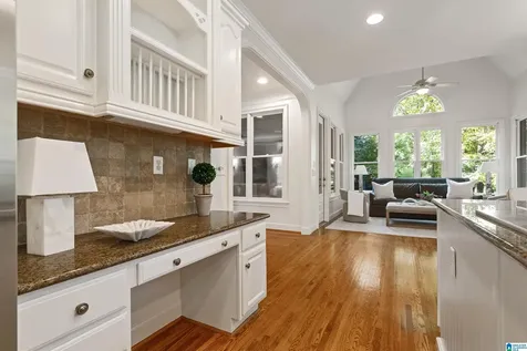 1133 Lake Colony Lane Vestavia Hills AL 35242