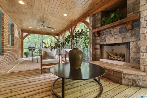 1133 Lake Colony Lane Vestavia Hills AL 35242