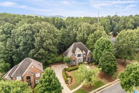 1133 Lake Colony Lane Vestavia Hills AL 35242