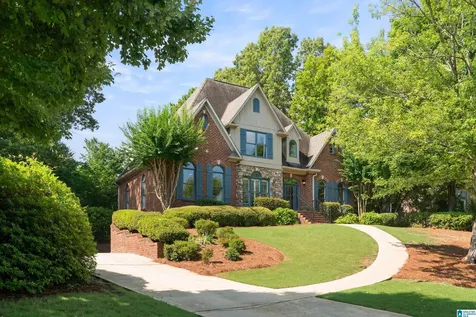 1133 Lake Colony Lane Vestavia Hills AL 35242