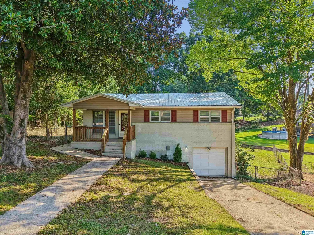 1128 Robert E Lee Street Leeds AL 35094