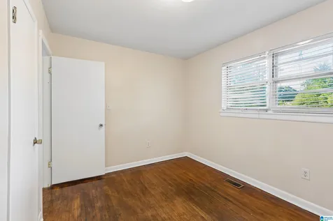 1128 Robert E Lee Street Leeds AL 35094