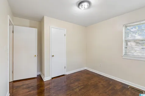 1128 Robert E Lee Street Leeds AL 35094