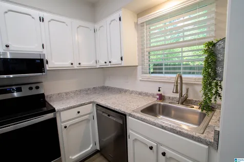 2754 Southbury Circle Vestavia Hills AL 35216