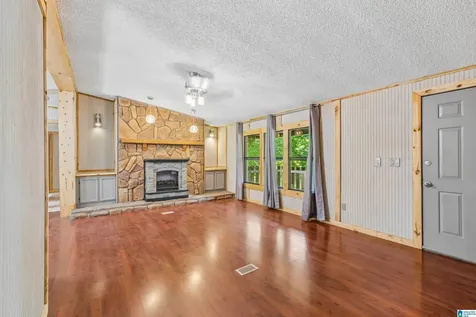 106 Hillsedge Road S Irondale AL 35210