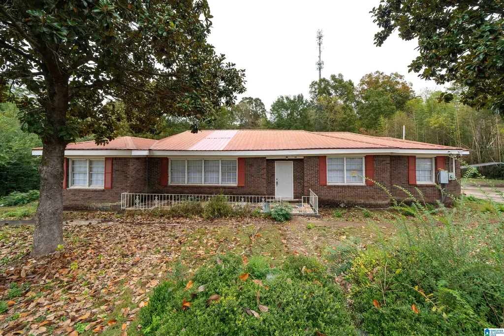 160 Honeycutt Road Adamsville AL 35005