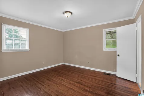 949 Garrett Drive Birmingham AL 35235
