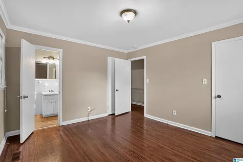 949 Garrett Drive Birmingham AL 35235