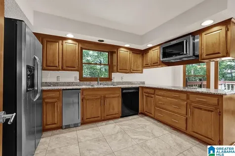 2016 Woodsorrel Drive Hoover AL 35244