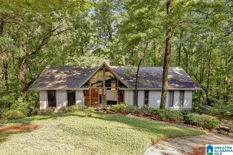 2016 Woodsorrel Drive Hoover AL 35244