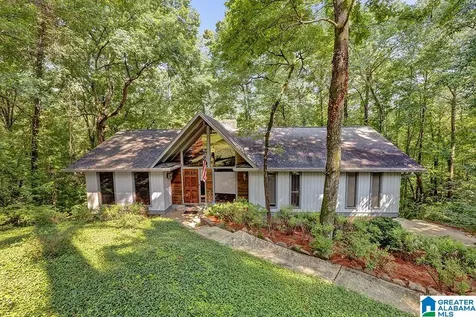 2016 Woodsorrel Drive Hoover AL 35244