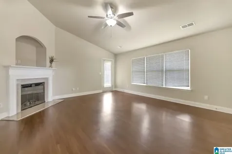 122 Grasonville Road Alabaster AL 35007