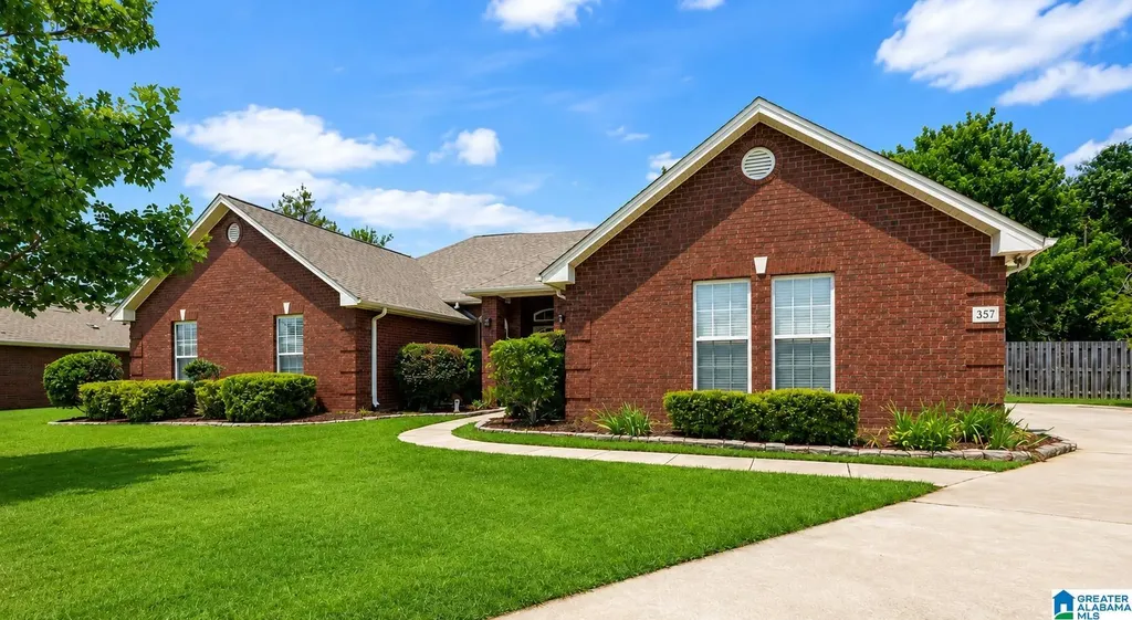 357 Tanglewood Circle Alabaster AL 35007