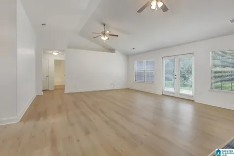 357 Tanglewood Circle Alabaster AL 35007