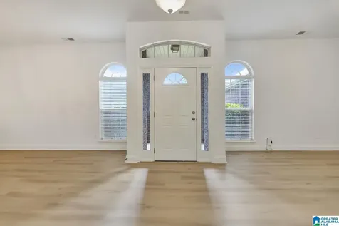 357 Tanglewood Circle Alabaster AL 35007