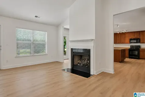 357 Tanglewood Circle Alabaster AL 35007