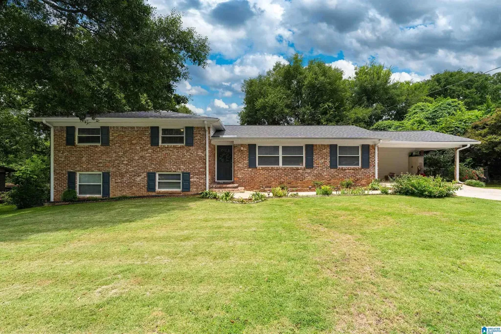 3525 Laurel View Lane Hoover AL 35216