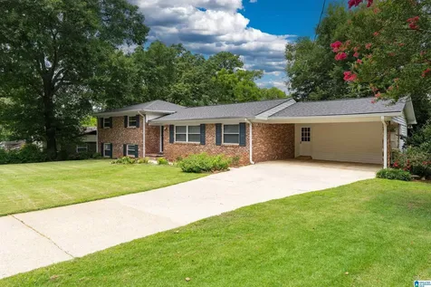 3525 Laurel View Lane Hoover AL 35216