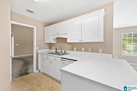 1683 Bradford Lane Bessemer AL 35022