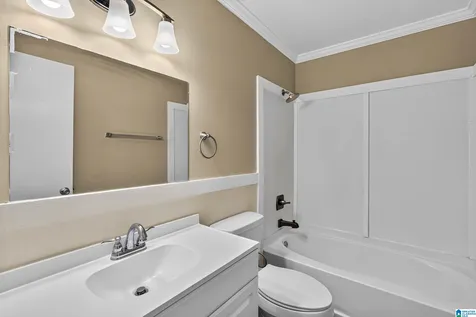 1035 Barclay Drive Bessemer AL 35022