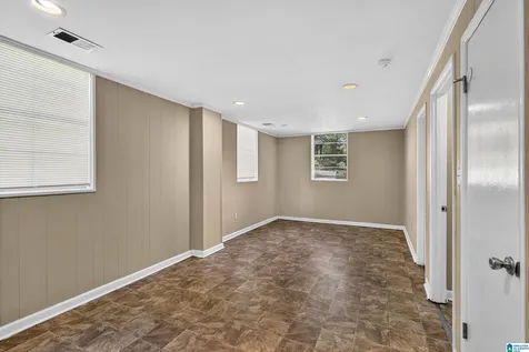 1035 Barclay Drive Bessemer AL 35022